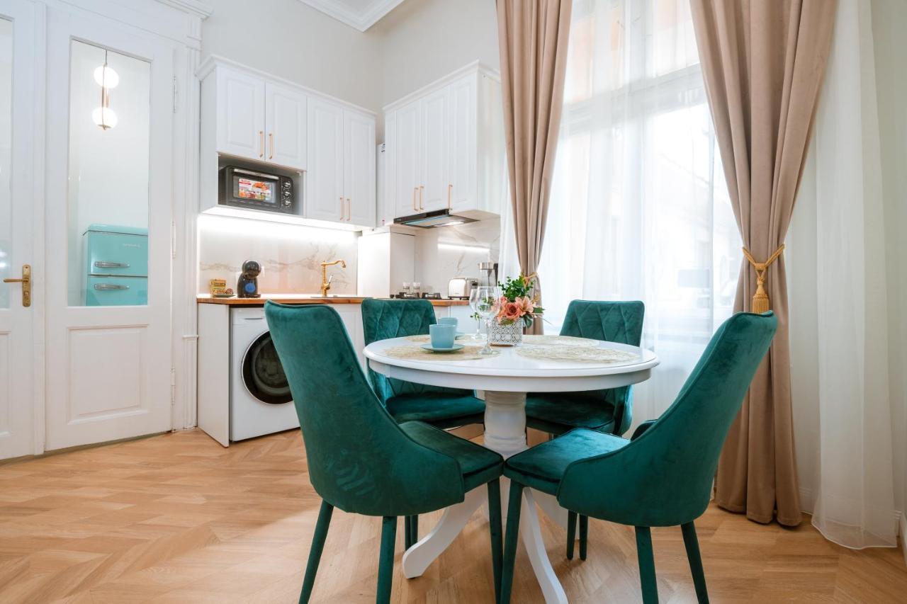 Apartament De Lux Central, P-Ta Matei Corvin Cluj-Napoca Eksteriør billede