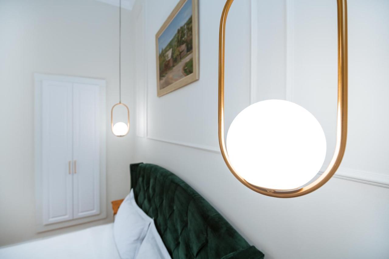 Apartament De Lux Central, P-Ta Matei Corvin Cluj-Napoca Eksteriør billede